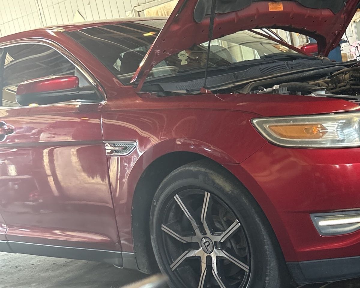B & R Auto Repair shop